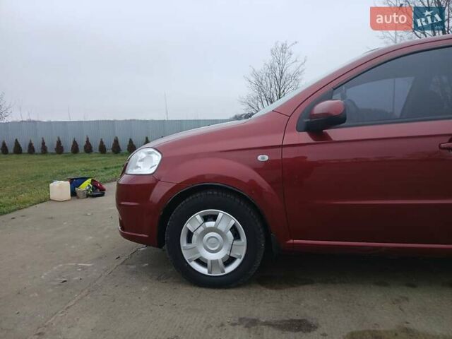 Красный Шевроле Авео, объемом двигателя 1.6 л и пробегом 91 тыс. км за 4800 $, фото 11 на Automoto.ua