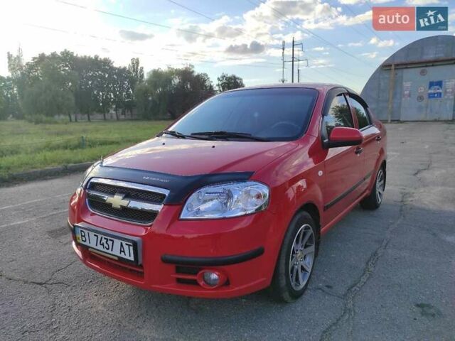 Красный Шевроле Авео, объемом двигателя 1.5 л и пробегом 65 тыс. км за 5500 $, фото 4 на Automoto.ua