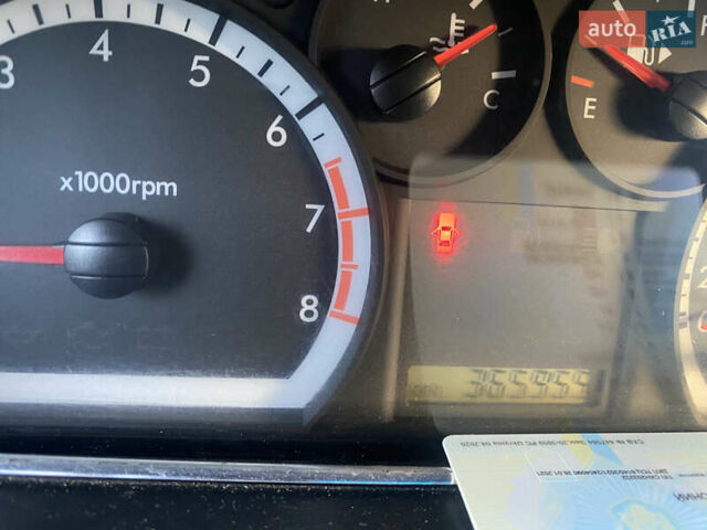 Красный Шевроле Авео, объемом двигателя 1.5 л и пробегом 350 тыс. км за 2899 $, фото 3 на Automoto.ua