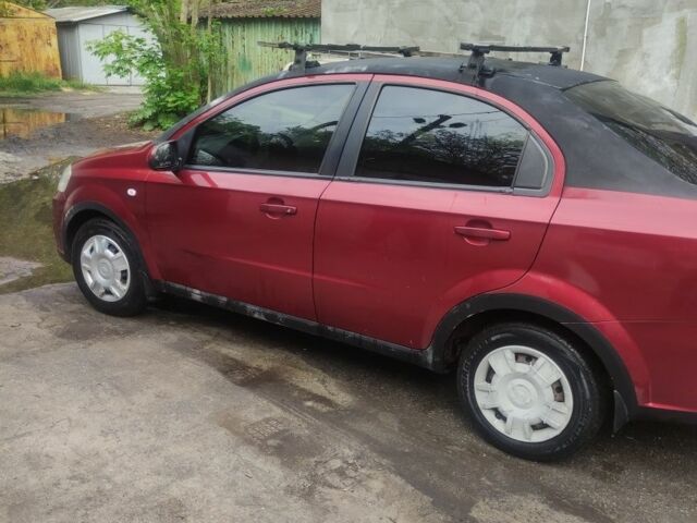 Красный Шевроле Авео, объемом двигателя 0 л и пробегом 184 тыс. км за 3400 $, фото 3 на Automoto.ua