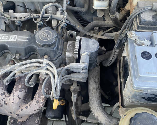 Красный Шевроле Авео, объемом двигателя 1.5 л и пробегом 350 тыс. км за 2899 $, фото 14 на Automoto.ua