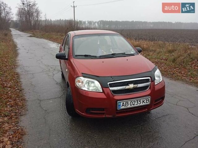 Красный Шевроле Авео, объемом двигателя 1.5 л и пробегом 234 тыс. км за 3200 $, фото 7 на Automoto.ua