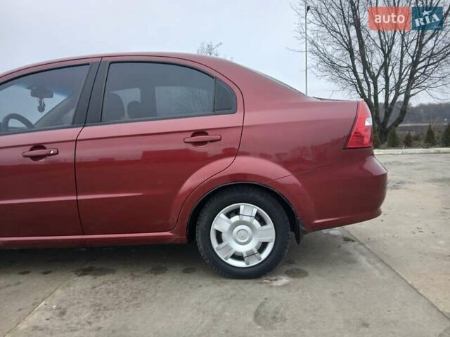 Красный Шевроле Авео, объемом двигателя 1.6 л и пробегом 91 тыс. км за 4800 $, фото 7 на Automoto.ua