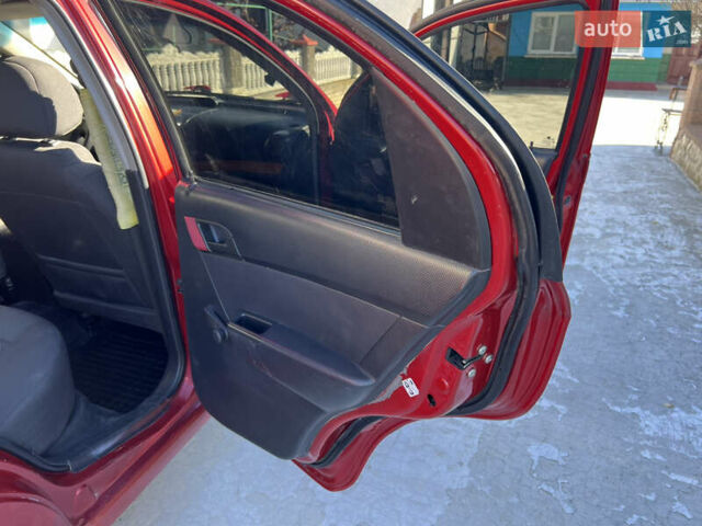 Червоний Шевроле Авео, об'ємом двигуна 1.5 л та пробігом 178 тис. км за 2999 $, фото 19 на Automoto.ua