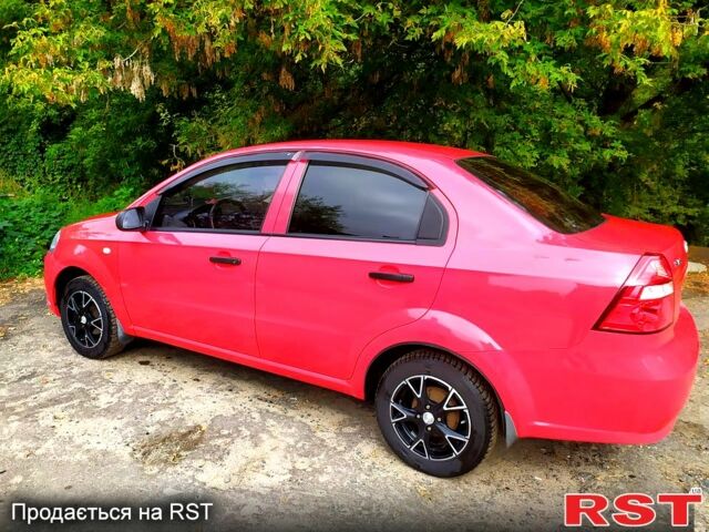 Червоний Шевроле Авео, об'ємом двигуна 1.5 л та пробігом 0 тис. км за 4500 $, фото 1 на Automoto.ua