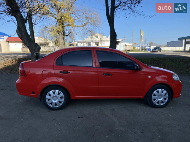 Червоний Шевроле Авео, об'ємом двигуна 1.5 л та пробігом 250 тис. км за 3700 $, фото 4 на Automoto.ua