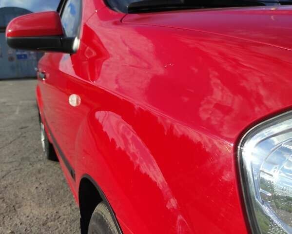 Красный Шевроле Авео, объемом двигателя 1.5 л и пробегом 65 тыс. км за 5500 $, фото 17 на Automoto.ua