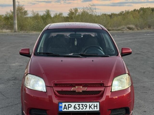 Червоний Шевроле Авео, об'ємом двигуна 1.5 л та пробігом 213 тис. км за 2200 $, фото 1 на Automoto.ua