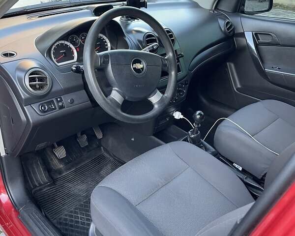 Шевроле Авео 2008 в Буске на Automoto.ua Красный Шевроле Авео, объемом двигателя 1.5 л и пробегом 199 тыс. км за 4150 $, фото 13 на Automoto.ua