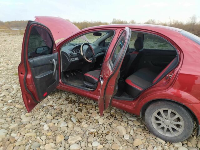 Червоний Шевроле Авео, об'ємом двигуна 1.5 л та пробігом 444 тис. км за 2000 $, фото 8 на Automoto.ua