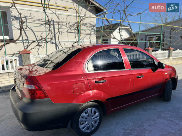 Червоний Шевроле Авео, об'ємом двигуна 1.5 л та пробігом 178 тис. км за 2999 $, фото 5 на Automoto.ua