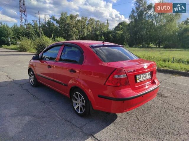 Красный Шевроле Авео, объемом двигателя 1.5 л и пробегом 65 тыс. км за 5500 $, фото 18 на Automoto.ua
