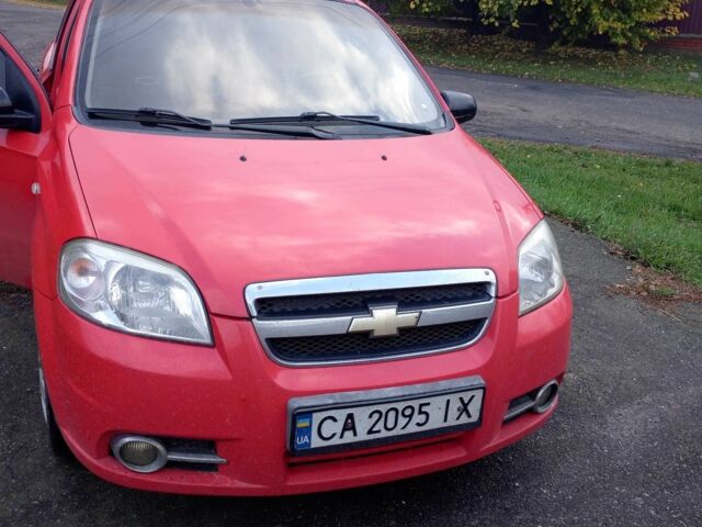 Красный Шевроле Авео, объемом двигателя 1.5 л и пробегом 22 тыс. км за 3500 $, фото 3 на Automoto.ua