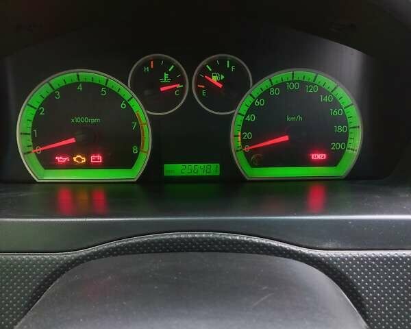 Красный Шевроле Авео, объемом двигателя 1.5 л и пробегом 256 тыс. км за 3200 $, фото 23 на Automoto.ua