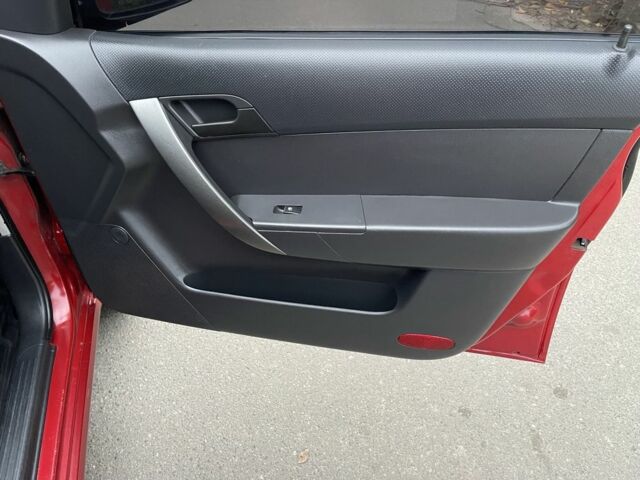 Шевроле Авео 2008 в Киеве на Automoto.ua Красный Шевроле Авео, объемом двигателя 1.5 л и пробегом 237 тыс. км за 3900 $, фото 22 на Automoto.ua