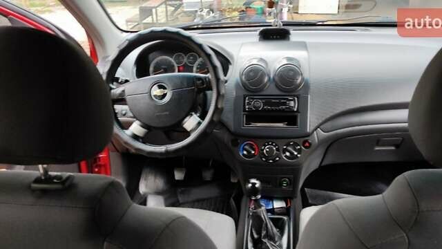 Шевроле Авео 2008 в Харькове на Automoto.ua Красный Шевроле Авео, объемом двигателя 1.5 л и пробегом 158 тыс. км за 4350 $, фото 30 на Automoto.ua