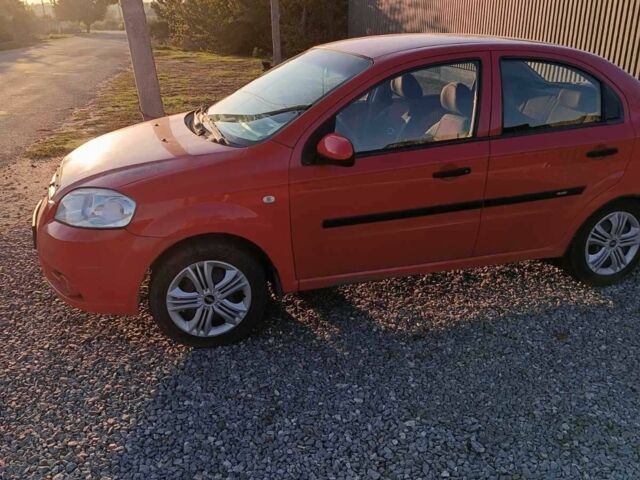 Красный Шевроле Авео, объемом двигателя 1.5 л и пробегом 200 тыс. км за 3800 $, фото 8 на Automoto.ua