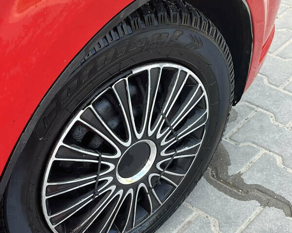 Червоний Шевроле Авео, об'ємом двигуна 1.5 л та пробігом 181 тис. км за 2700 $, фото 5 на Automoto.ua