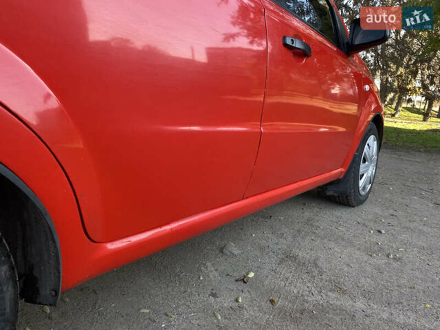 Червоний Шевроле Авео, об'ємом двигуна 1.5 л та пробігом 250 тис. км за 3700 $, фото 17 на Automoto.ua
