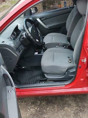 Шевроле Авео 2008 в Харькове на Automoto.ua Красный Шевроле Авео, объемом двигателя 1.5 л и пробегом 158 тыс. км за 4350 $, фото 42 на Automoto.ua