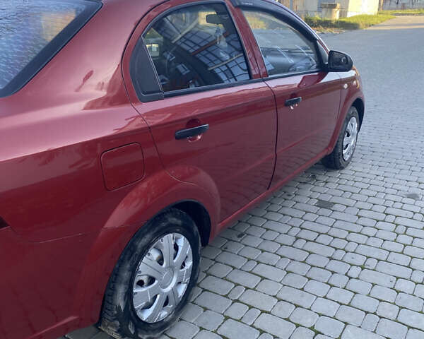 Красный Шевроле Авео, объемом двигателя 1.5 л и пробегом 350 тыс. км за 2899 $, фото 32 на Automoto.ua