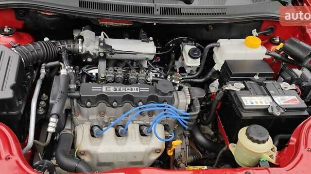 Шевроле Авео 2008 в Харькове на Automoto.ua Красный Шевроле Авео, объемом двигателя 1.5 л и пробегом 158 тыс. км за 4350 $, фото 25 на Automoto.ua