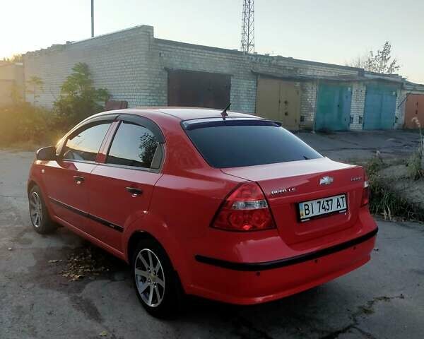 Красный Шевроле Авео, объемом двигателя 1.5 л и пробегом 65 тыс. км за 5500 $, фото 3 на Automoto.ua