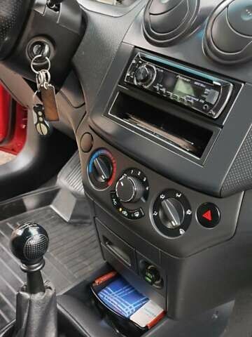 Шевроле Авео 2008 в Харькове на Automoto.ua Красный Шевроле Авео, объемом двигателя 1.5 л и пробегом 158 тыс. км за 4350 $, фото 18 на Automoto.ua