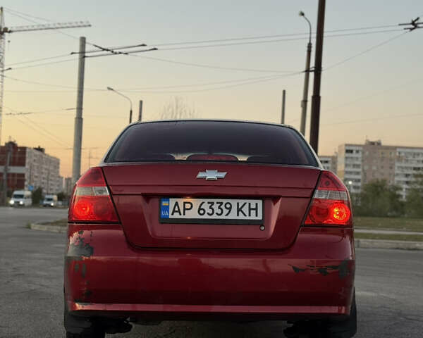 Червоний Шевроле Авео, об'ємом двигуна 1.5 л та пробігом 213 тис. км за 2600 $, фото 10 на Automoto.ua