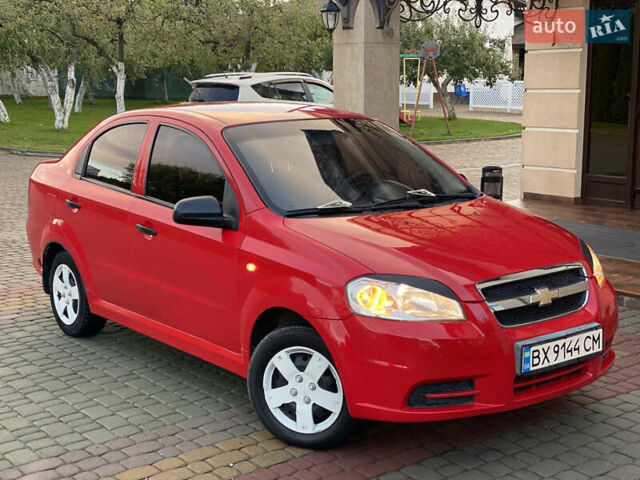 Красный Шевроле Авео, объемом двигателя 1.5 л и пробегом 270 тыс. км за 2999 $, фото 23 на Automoto.ua
