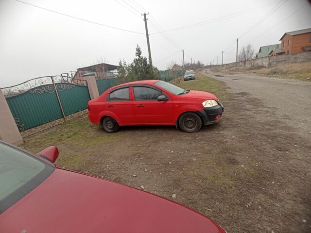 Червоний Шевроле Авео, об'ємом двигуна 1.5 л та пробігом 100 тис. км за 1999 $, фото 5 на Automoto.ua