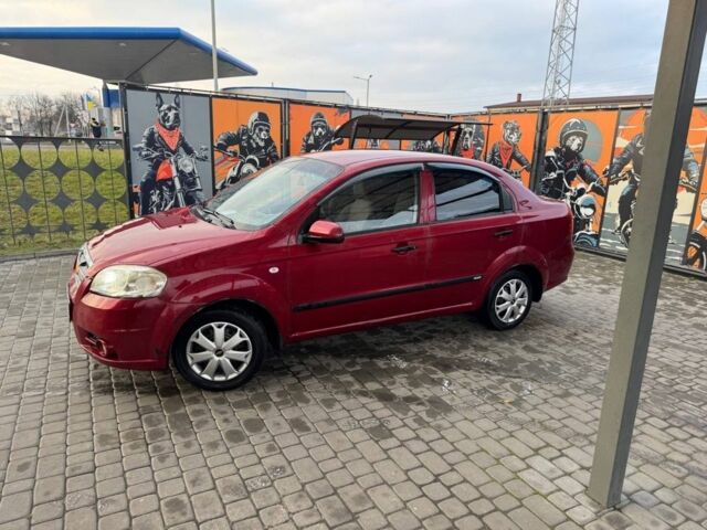 Красный Шевроле Авео, объемом двигателя 1.5 л и пробегом 180 тыс. км за 2650 $, фото 4 на Automoto.ua