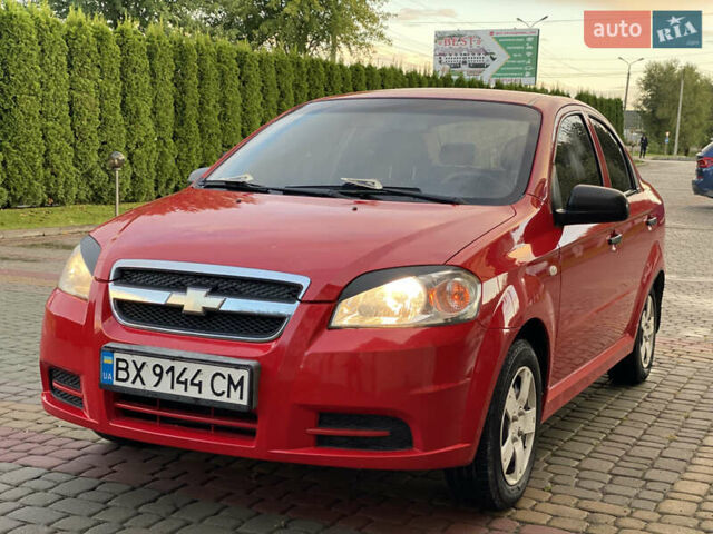 Красный Шевроле Авео, объемом двигателя 1.5 л и пробегом 270 тыс. км за 2999 $, фото 14 на Automoto.ua