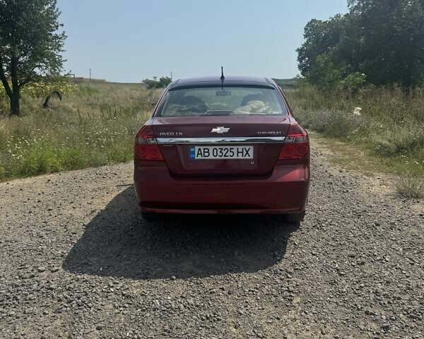 Красный Шевроле Авео, объемом двигателя 1.6 л и пробегом 173 тыс. км за 5100 $, фото 1 на Automoto.ua