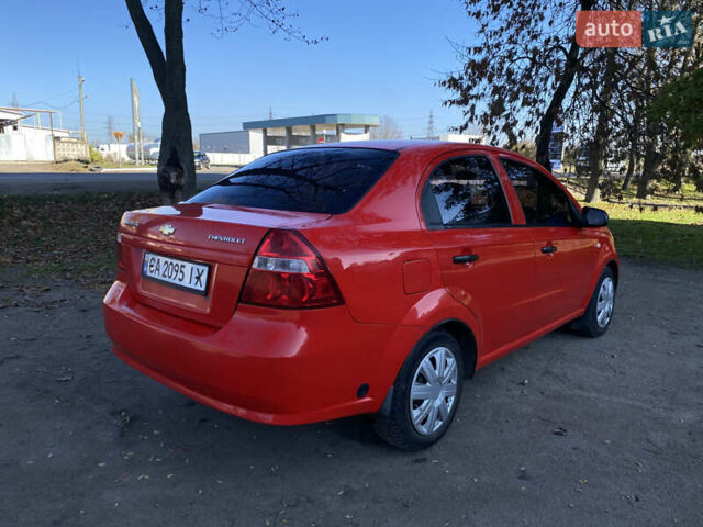 Червоний Шевроле Авео, об'ємом двигуна 1.5 л та пробігом 250 тис. км за 3700 $, фото 6 на Automoto.ua