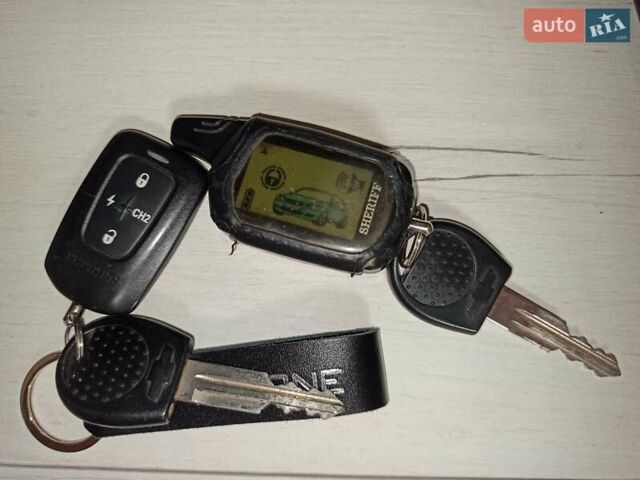 Червоний Шевроле Авео, об'ємом двигуна 1.6 л та пробігом 138 тис. км за 4700 $, фото 21 на Automoto.ua