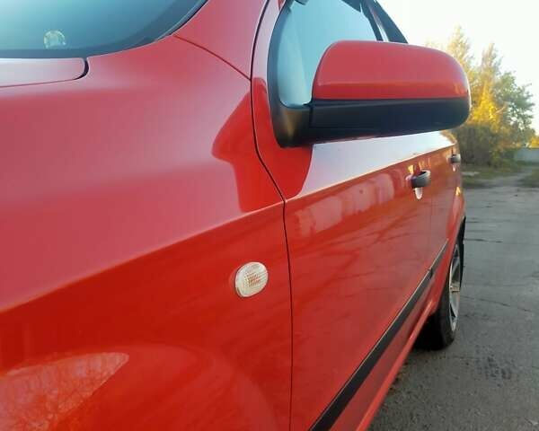 Красный Шевроле Авео, объемом двигателя 1.5 л и пробегом 65 тыс. км за 5500 $, фото 25 на Automoto.ua