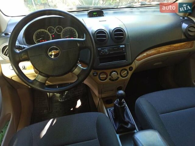 Червоний Шевроле Авео, об'ємом двигуна 1.6 л та пробігом 138 тис. км за 4700 $, фото 16 на Automoto.ua