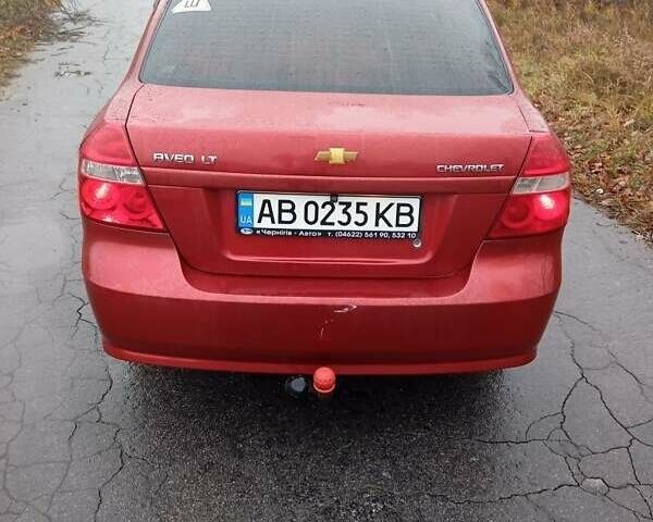 Красный Шевроле Авео, объемом двигателя 1.5 л и пробегом 234 тыс. км за 3200 $, фото 3 на Automoto.ua