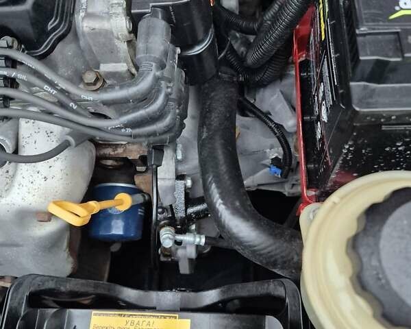 Красный Шевроле Авео, объемом двигателя 1.5 л и пробегом 34 тыс. км за 6200 $, фото 62 на Automoto.ua