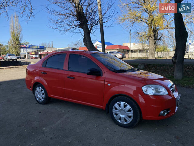 Червоний Шевроле Авео, об'ємом двигуна 1.5 л та пробігом 250 тис. км за 3700 $, фото 16 на Automoto.ua