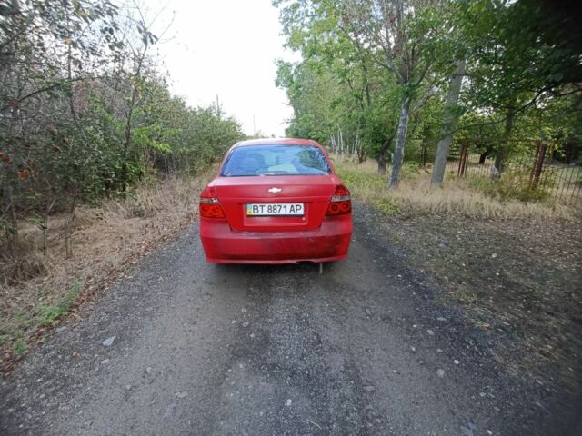 Красный Шевроле Авео, объемом двигателя 1.5 л и пробегом 250 тыс. км за 1850 $, фото 5 на Automoto.ua