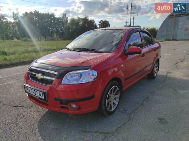 Красный Шевроле Авео, объемом двигателя 1.5 л и пробегом 65 тыс. км за 5500 $, фото 3 на Automoto.ua