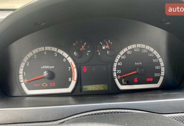 Шевроле Авео 2008 в Киеве на Automoto.ua Красный Шевроле Авео, объемом двигателя 1.5 л и пробегом 120 тыс. км за 4300 $, фото 2 на Automoto.ua