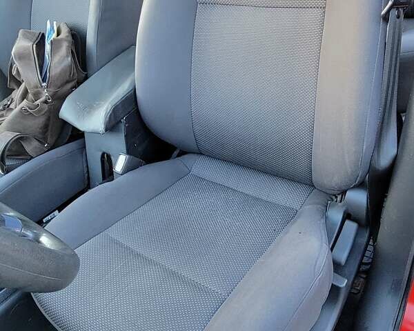 Красный Шевроле Авео, объемом двигателя 1.5 л и пробегом 151 тыс. км за 4900 $, фото 8 на Automoto.ua