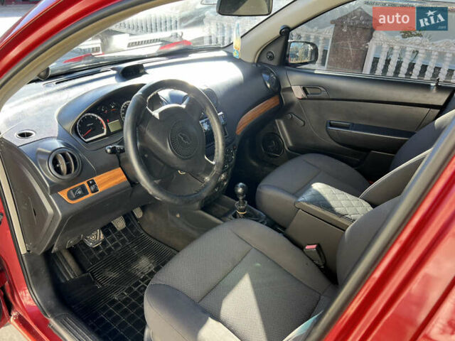 Червоний Шевроле Авео, об'ємом двигуна 1.5 л та пробігом 178 тис. км за 2999 $, фото 23 на Automoto.ua