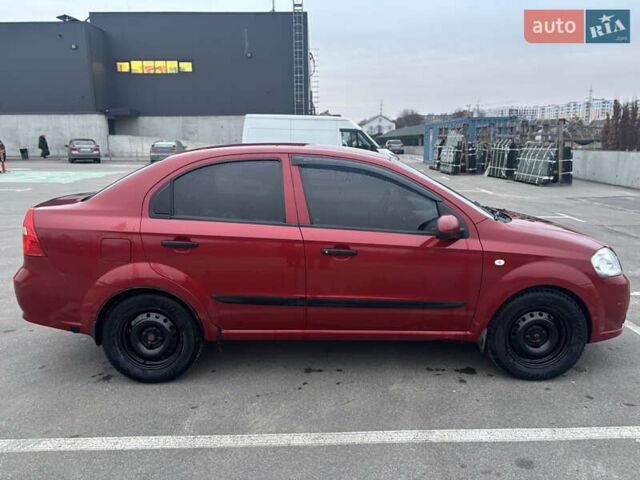 Красный Шевроле Авео, объемом двигателя 1.5 л и пробегом 190 тыс. км за 5200 $, фото 9 на Automoto.ua