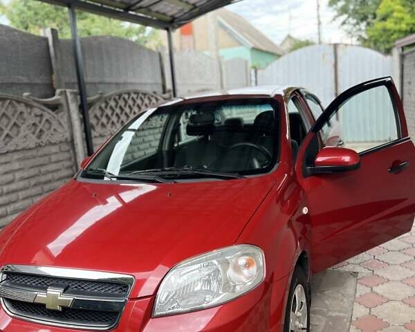 Красный Шевроле Авео, объемом двигателя 1.5 л и пробегом 82 тыс. км за 5300 $, фото 11 на Automoto.ua