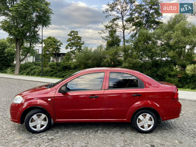 Красный Шевроле Авео, объемом двигателя 1.5 л и пробегом 106 тыс. км за 3900 $, фото 11 на Automoto.ua