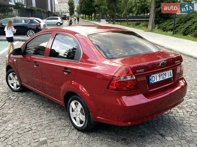 Красный Шевроле Авео, объемом двигателя 1.5 л и пробегом 106 тыс. км за 3900 $, фото 8 на Automoto.ua
